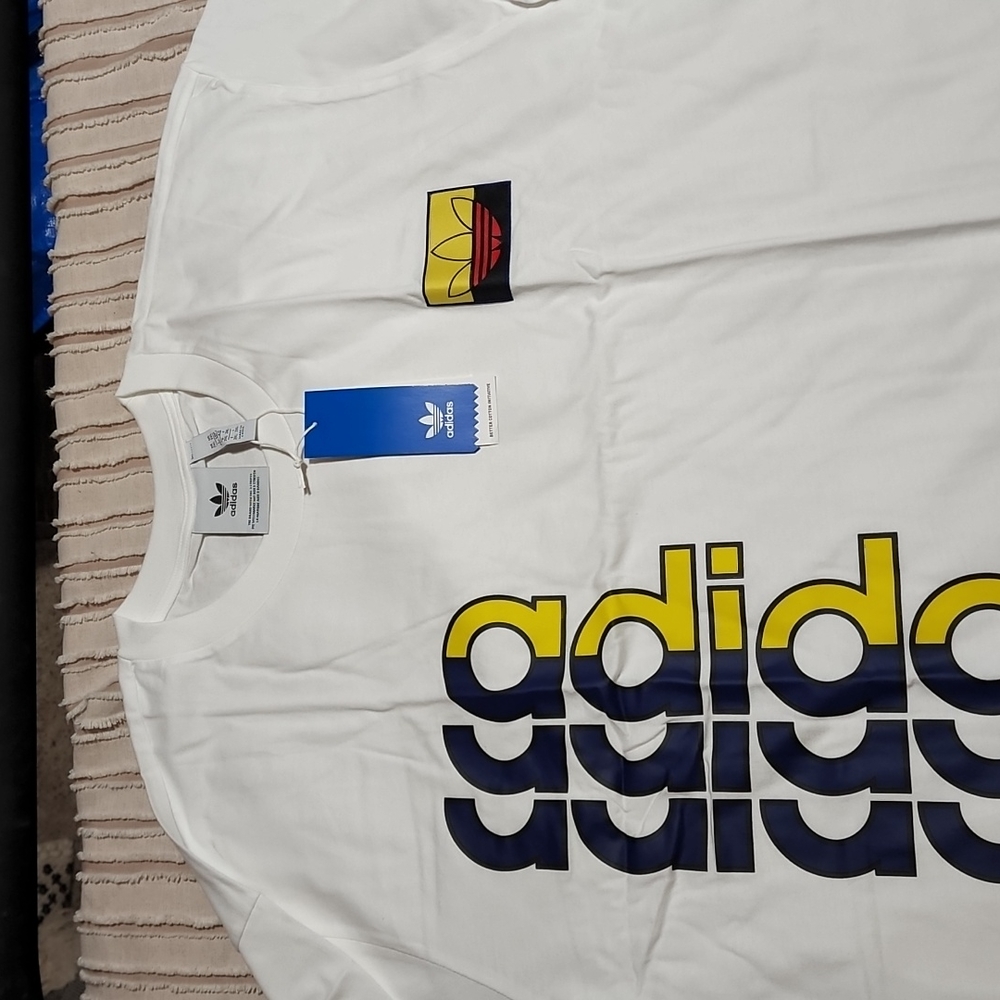 ADIDAS mens t-shirt Logo Play Badge shirt sz 2xl